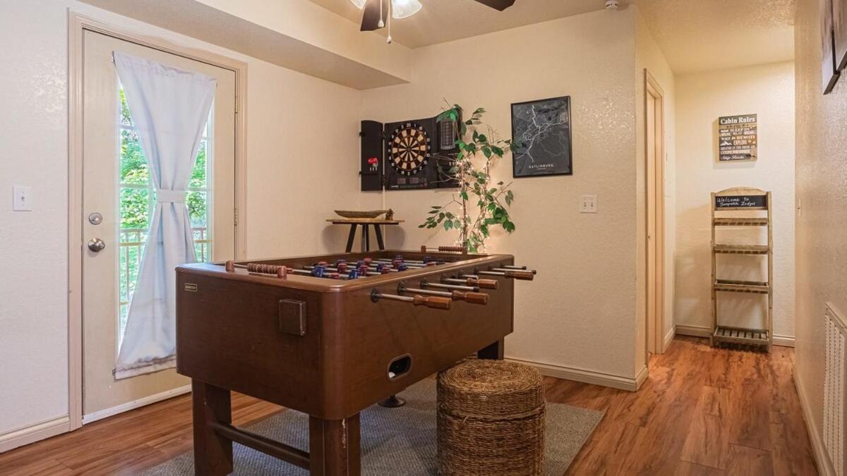 Cabin C In The Gatlinburg Art & Craft Community المظهر الخارجي الصورة