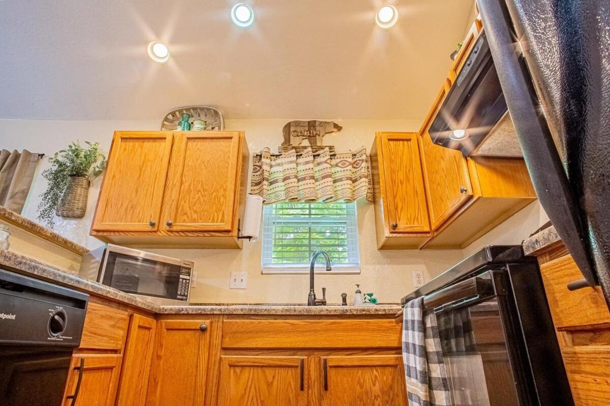 Cabin C In The Gatlinburg Art & Craft Community المظهر الخارجي الصورة